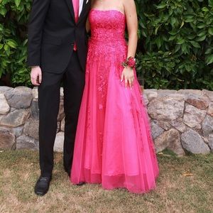 Pink prom dress!